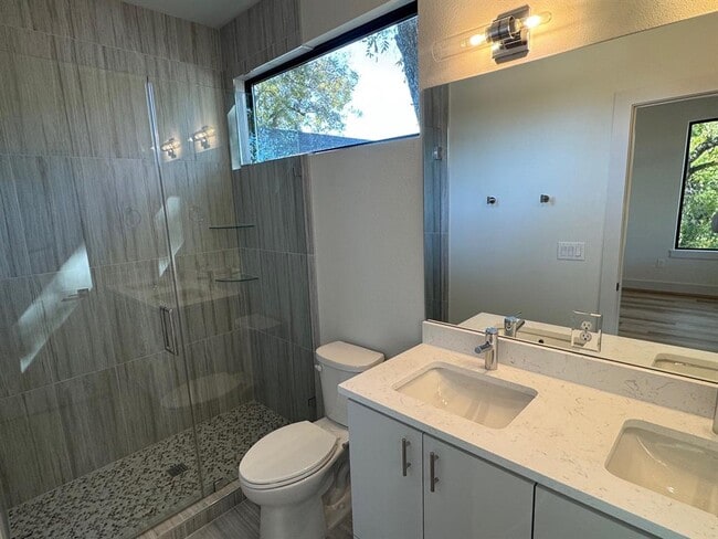 Building Photo - 1133 Walton Ln