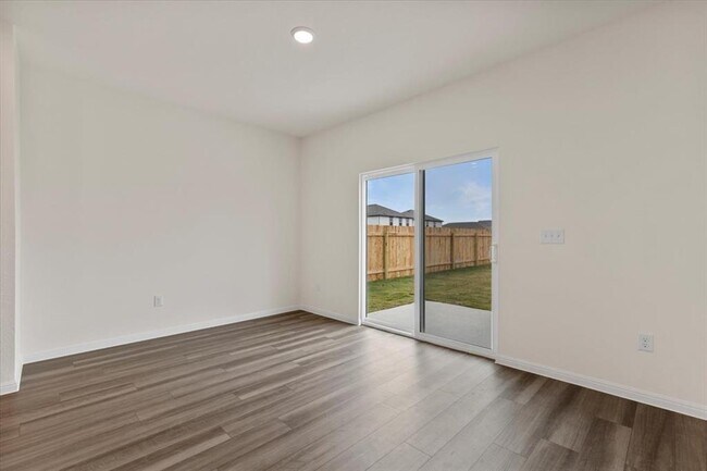 Building Photo - 113 Rother Pl