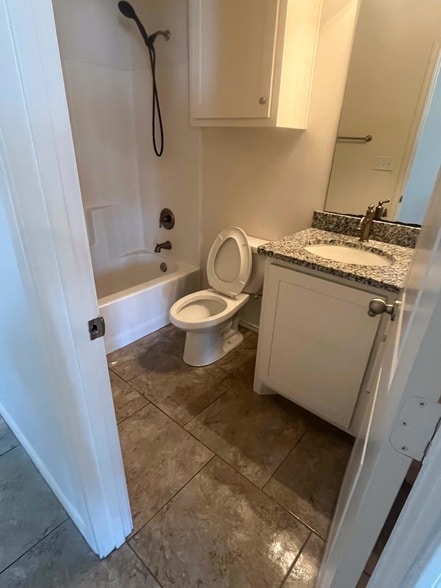 Building Photo - 5517 Lehigh St