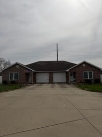 Building Photo - 218 Dale Haven Dr