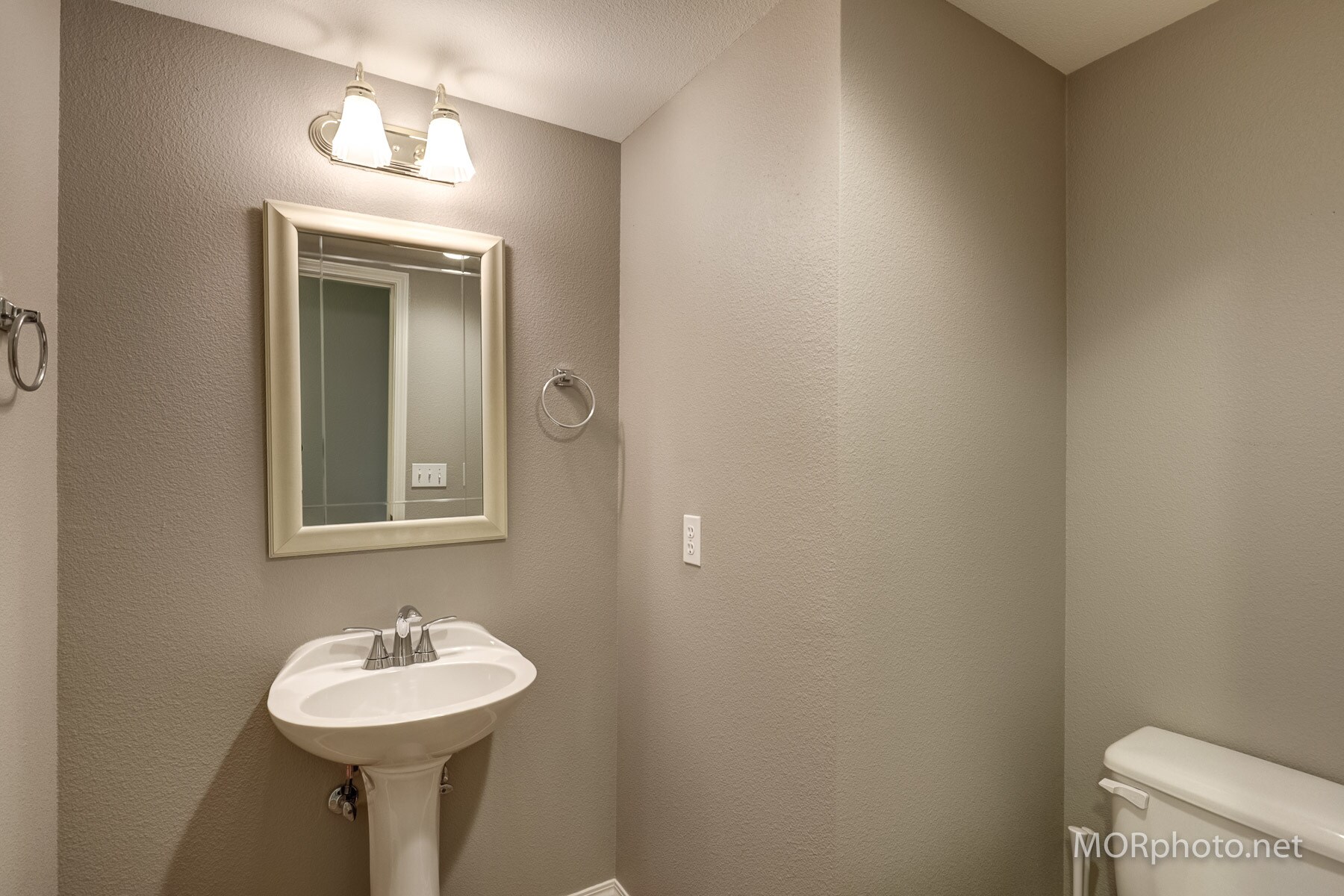 Building Photo - 12840 SW Harlequin Dr