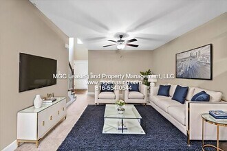 Building Photo - Comfort, Style, and Community Living in Timber Trails!