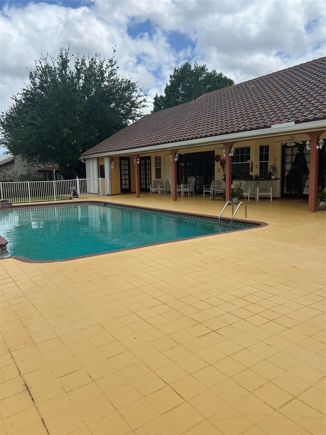 Building Photo - 11301 SW 3rd St