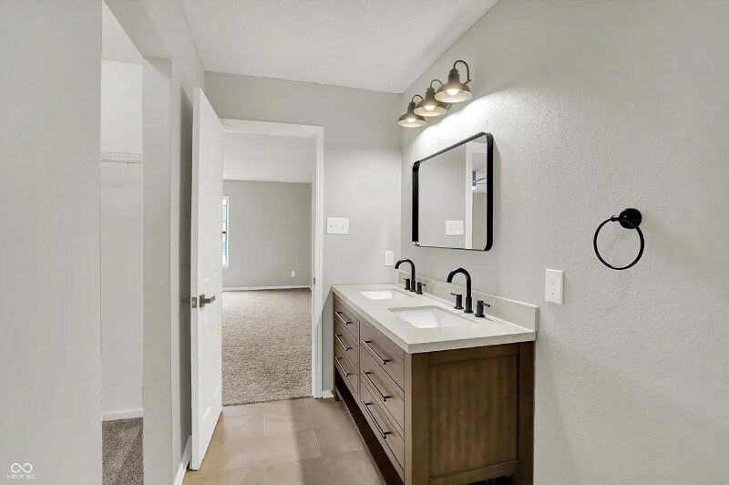 Building Photo - 2488 Woodfield Blvd