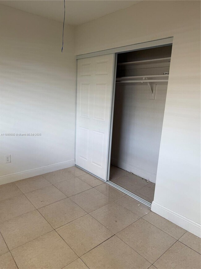 Building Photo - 13030 SW 49th Terrace
