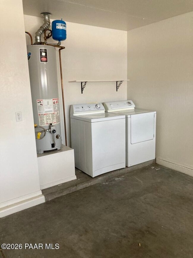 Building Photo - 8424 E Stevens Dr