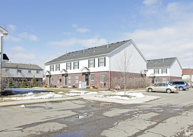Building Photo - Knoll Apartments