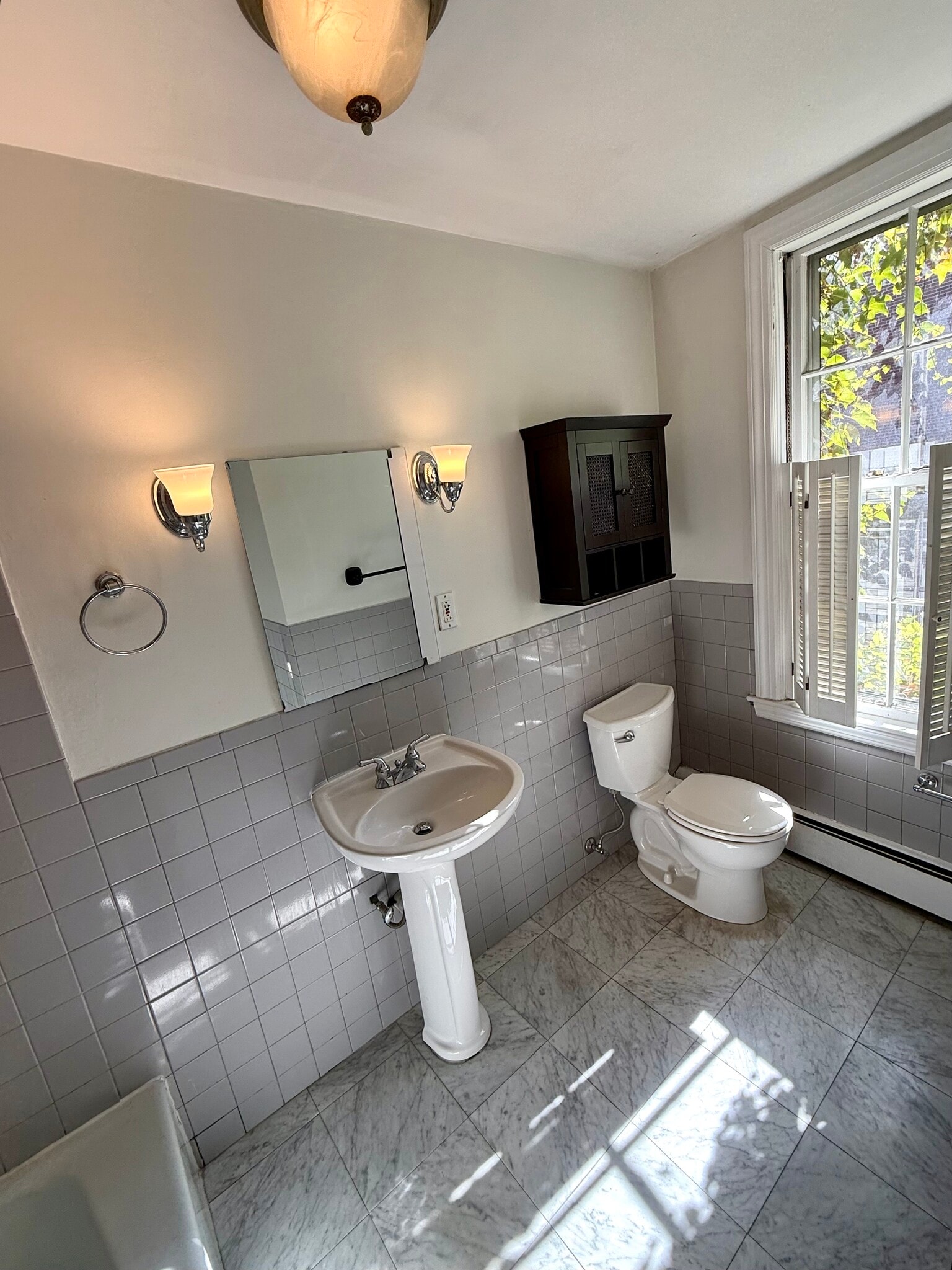 Building Photo - 550 Tremont St