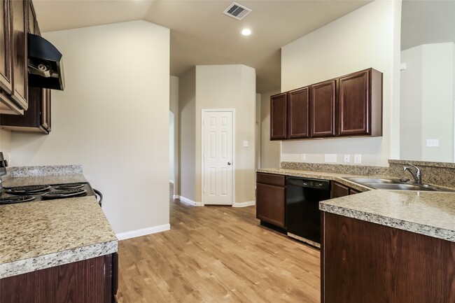 Building Photo - 11922 Brightwood Dr