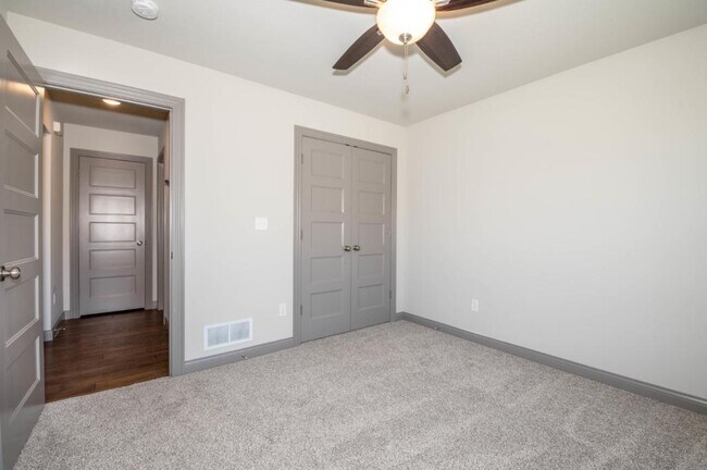 Building Photo - 5614 Bower Ln