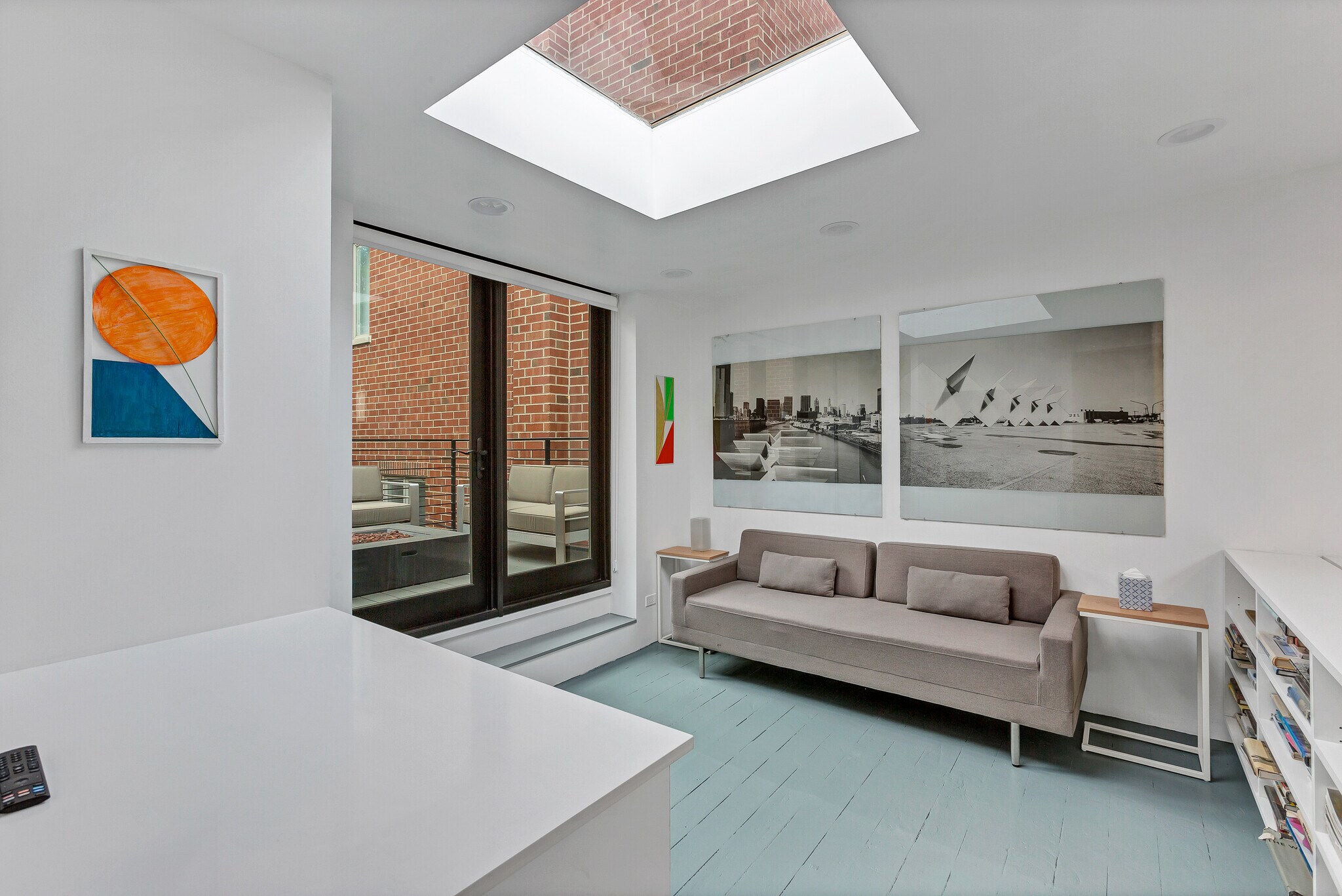 Building Photo - 2231 N Wayne Ave