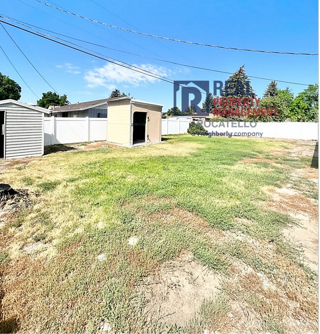 Building Photo - 3 bedroom 2 bath House