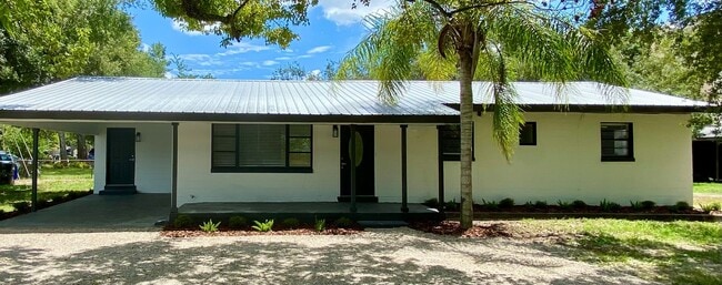 Building Photo - 3 Bedroom , 2 Bath in Orlando!