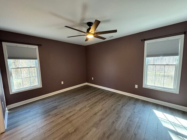 Building Photo - Holly Ridge