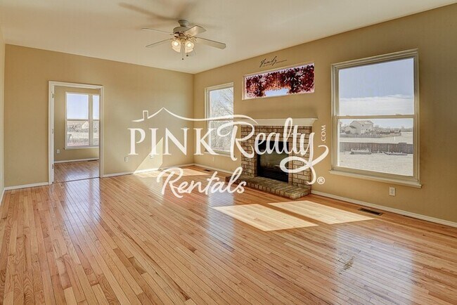 Building Photo - Gorgeous 5-Bedroom Home in Woodmen Hills w...