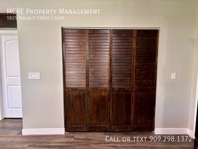 Building Photo - 1825 Walnut Creek Ct