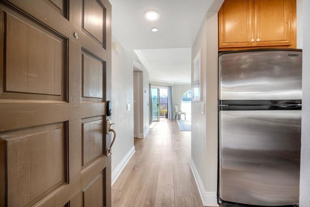 Building Photo - 7509 Ave