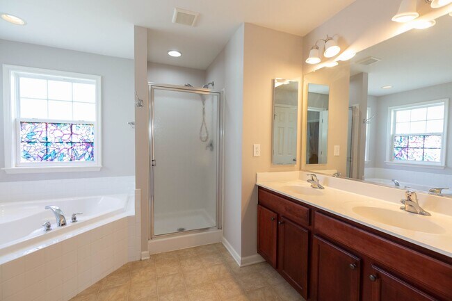 Building Photo - 56 Spanos Dr