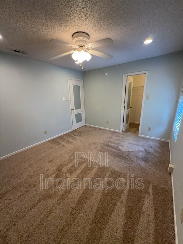 Building Photo - 12120 E 141st St