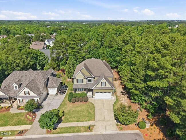 Building Photo - Lease OR Lease to Own