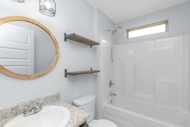 Building Photo - Available March 2nd