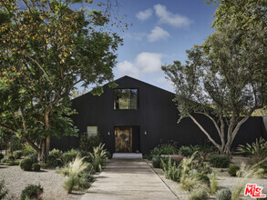 Building Photo - 6153 Bonsall Dr