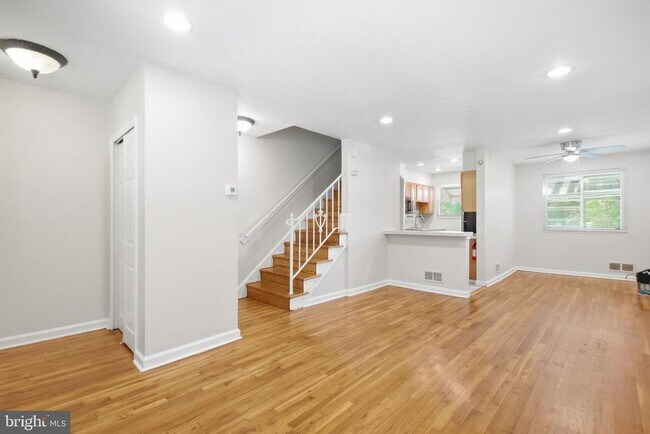 Building Photo - 4229 Fort Dupont Terrace SE