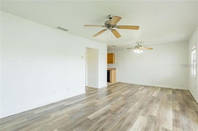 Building Photo - 4714 Cobia Dr SE