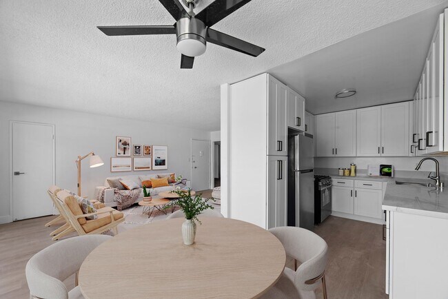 Interior Photo - Havenhurst Apartments