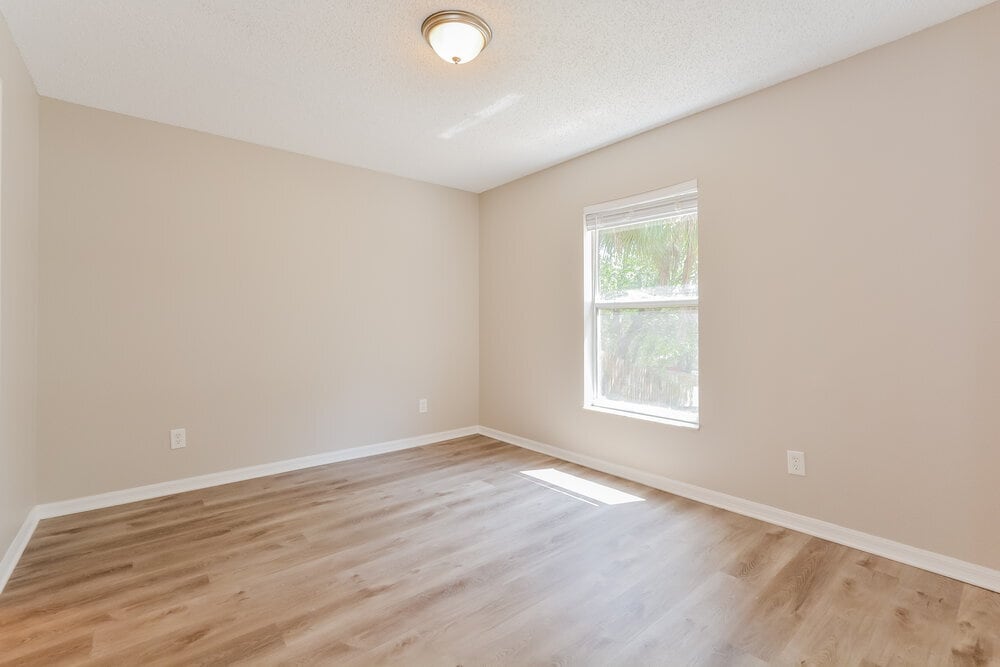 Building Photo - 1320 Rain Forest Ln