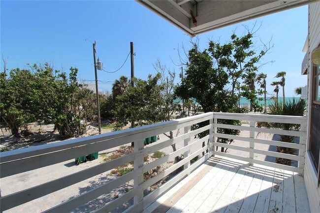Building Photo - 60 Beachcomber Ln