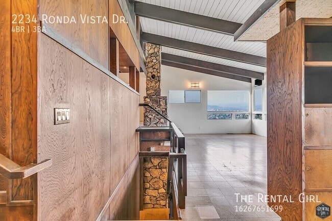 Building Photo - 2234 Ronda Vista Dr