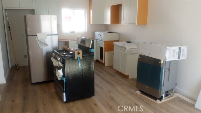 Building Photo - 1907 W 154th Pl