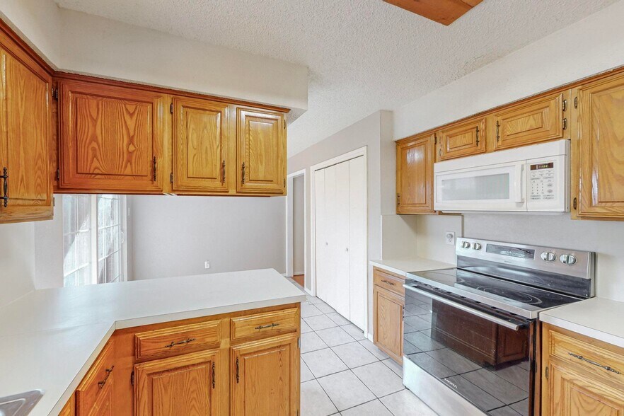 Building Photo - 3817 Purcell Dr