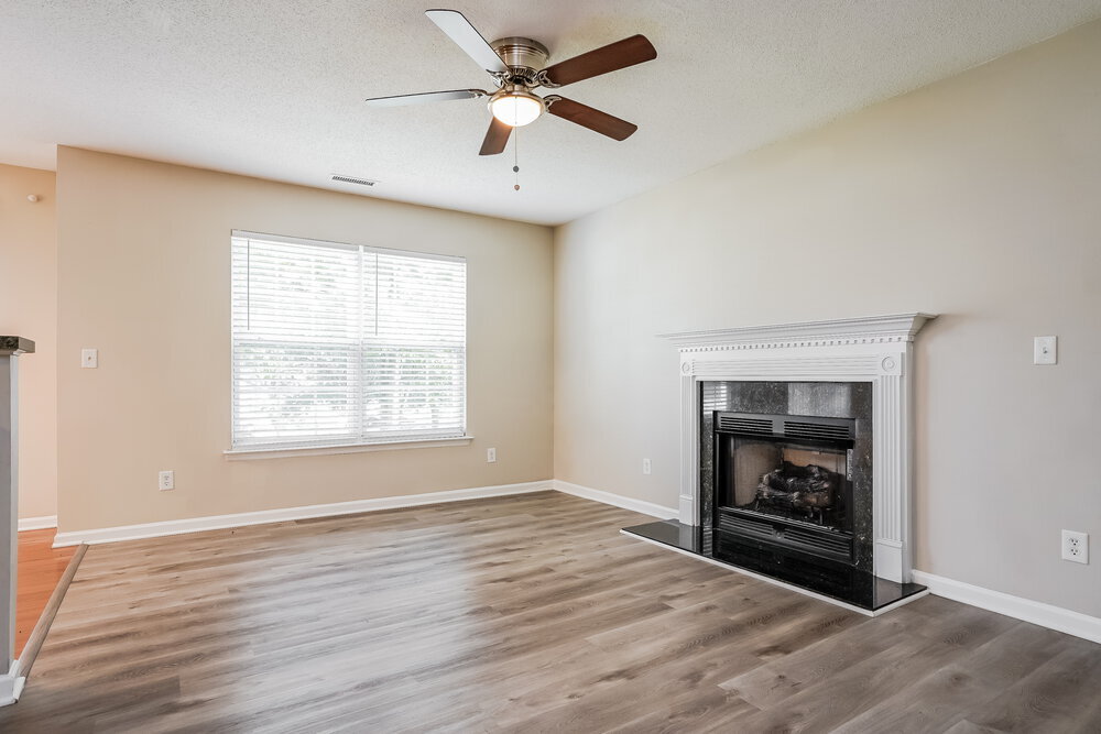 Building Photo - 3917 Apperson Dr