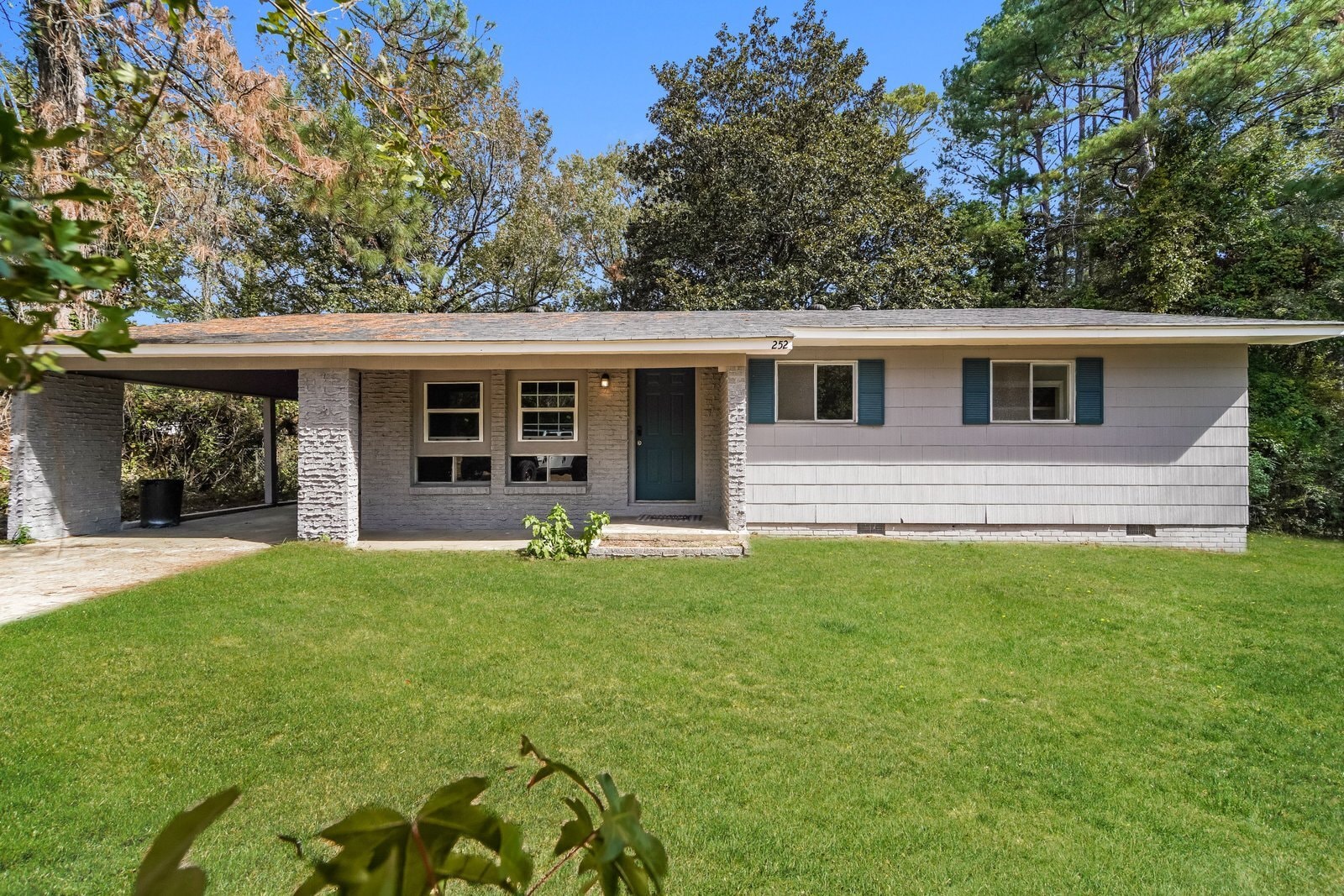 Building Photo - 252 McDowell Park Cir