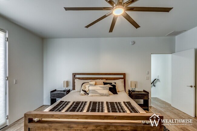 Building Photo - Rare Luxury Rental Opportunity in Tucson’s Mercado District