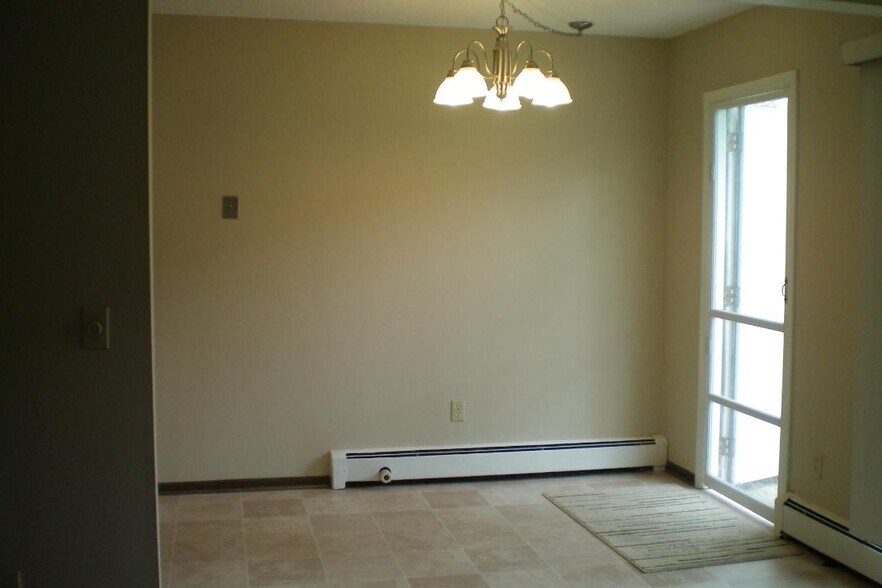 Dinning Room - 4508 Cedar Lake Rd S