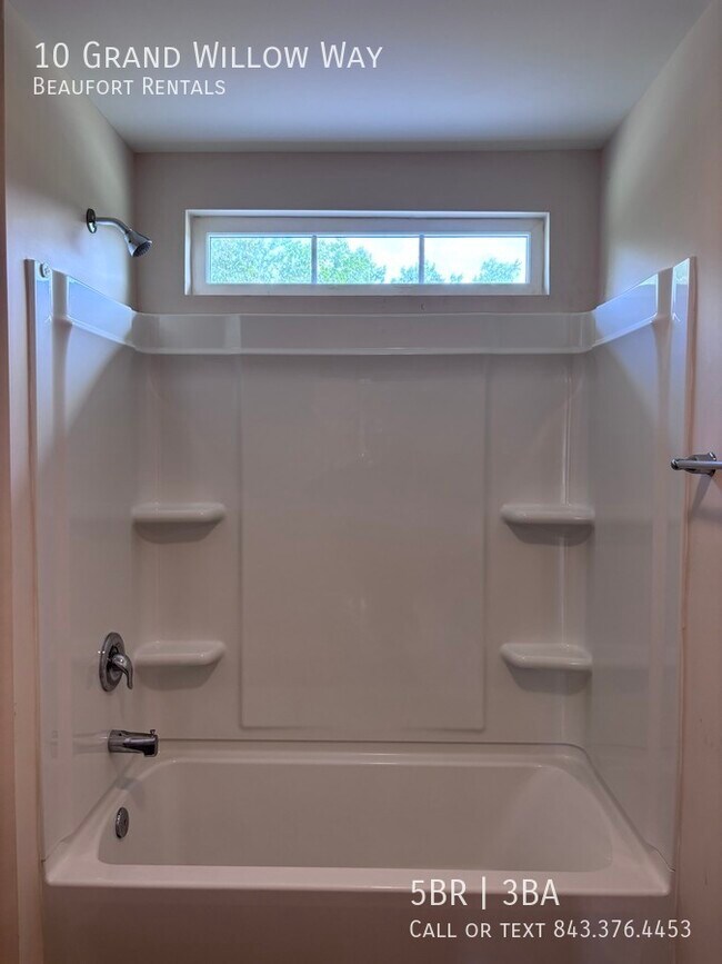Building Photo - 10 Grand Willow Way