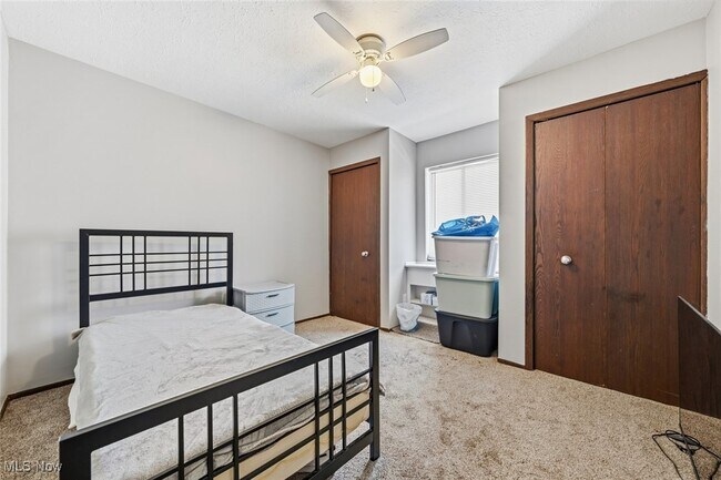 Building Photo - 27413 Westown Blvd