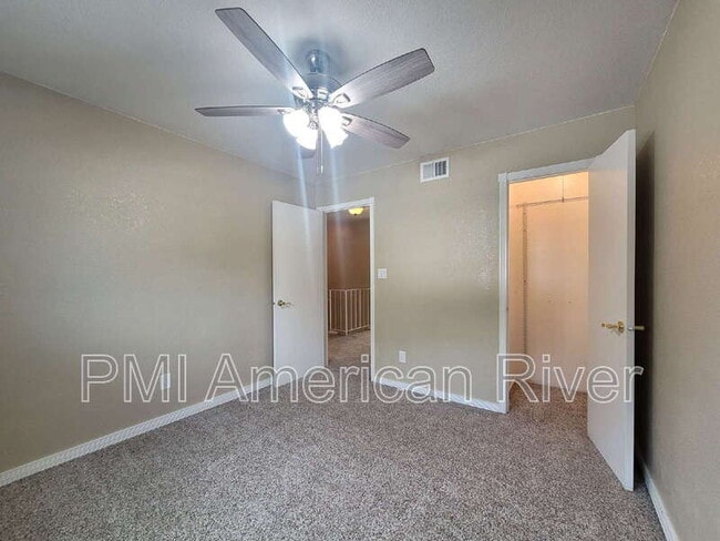 Building Photo - 6693 Greenback Ln