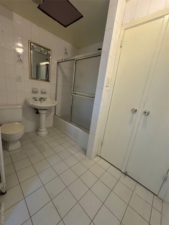 Building Photo - 21 2nd St