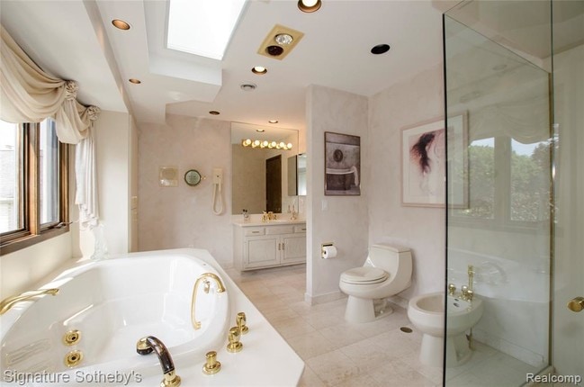 Building Photo - 2103 Pippin Ct