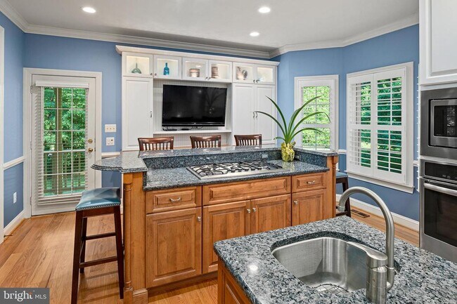 Building Photo - 3689 N Carolina Ave