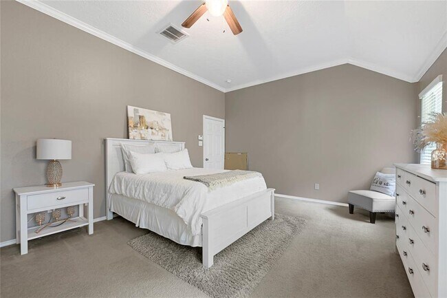 Building Photo - 12938 Cascadia Knoll Ct