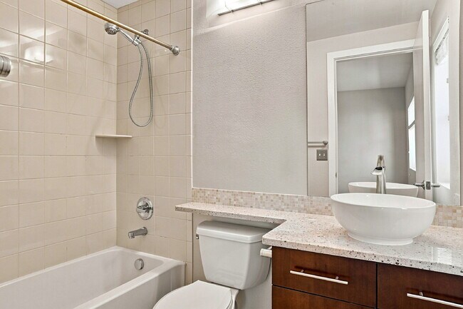 Building Photo - $4,015.95 with $300 Off The First Month's Rent, 3 Beds - 3.5 Baths, Single-Family Home in Denver ...