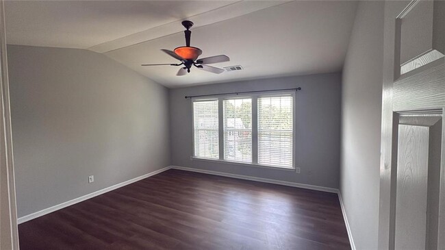 Building Photo - 120 Finchley Dr