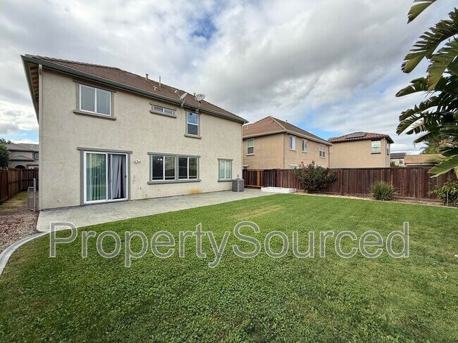 Building Photo - 17808 Daffodil Hill St