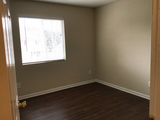 Building Photo - 3744 Foxton Dr