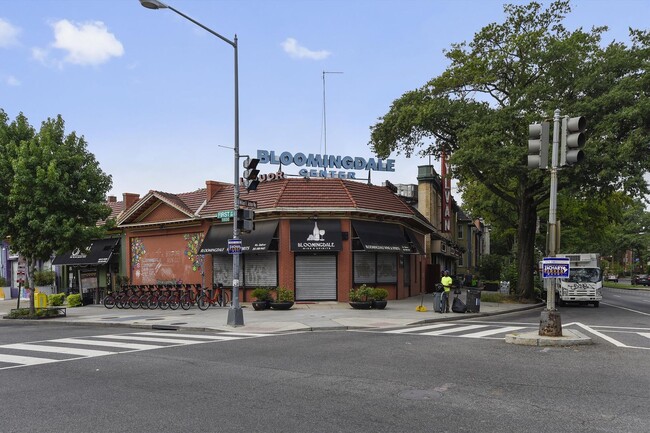 Building Photo - 150 Seaton Pl NW